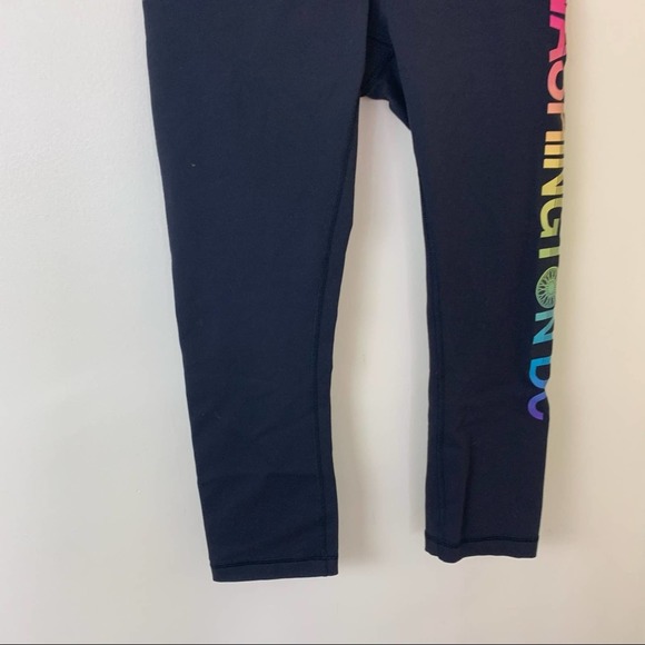 Lululemon Soulcycle Washington DC Cropped Leggings in Size 4 - Picture 4 of 8